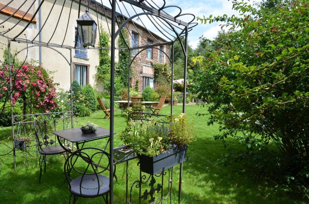 La Gentilhommiere Bed & Breakfast Chantepie Bagian luar foto
